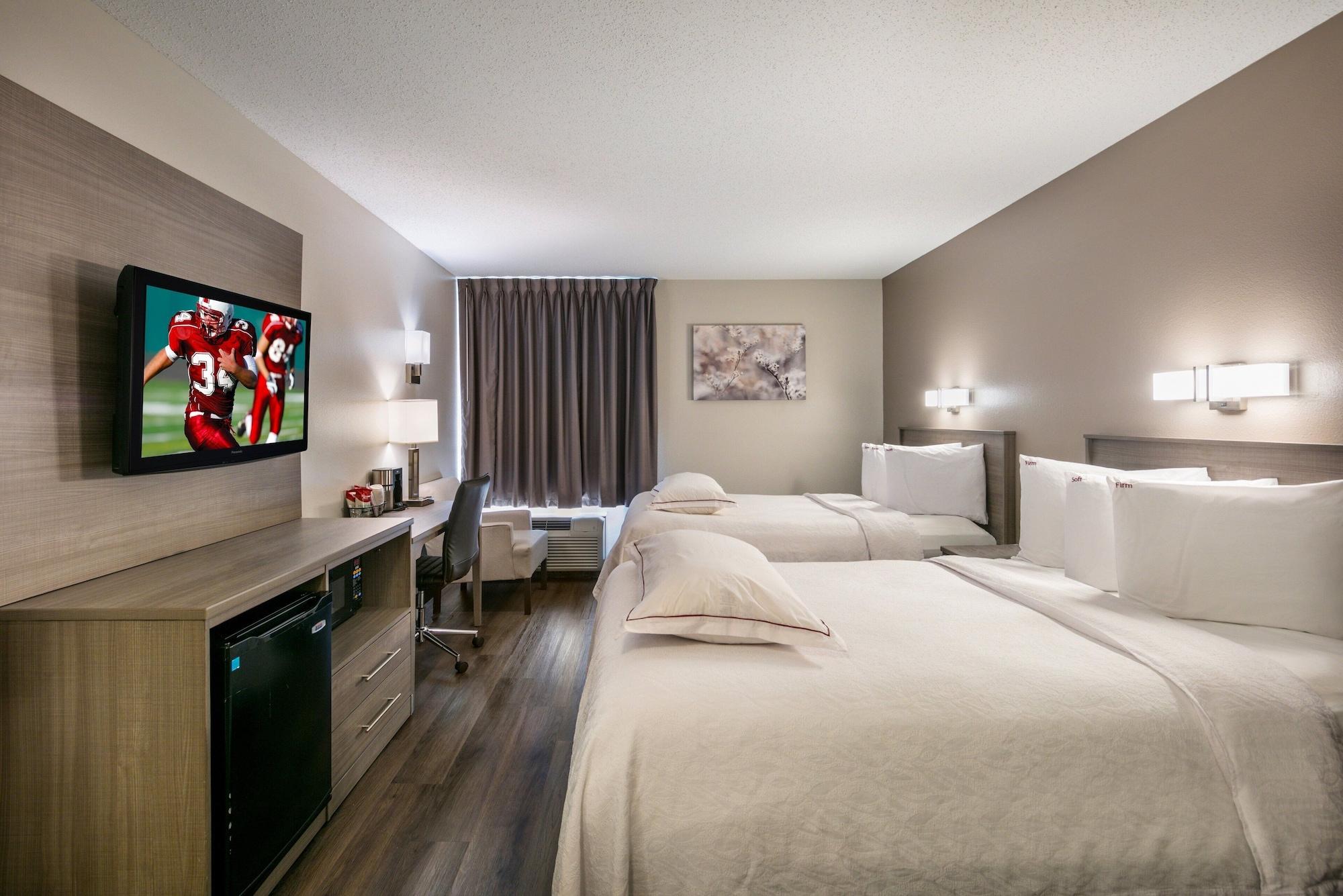Red Roof Inn Plus+ Boston - Logan Saugus Eksteriør billede