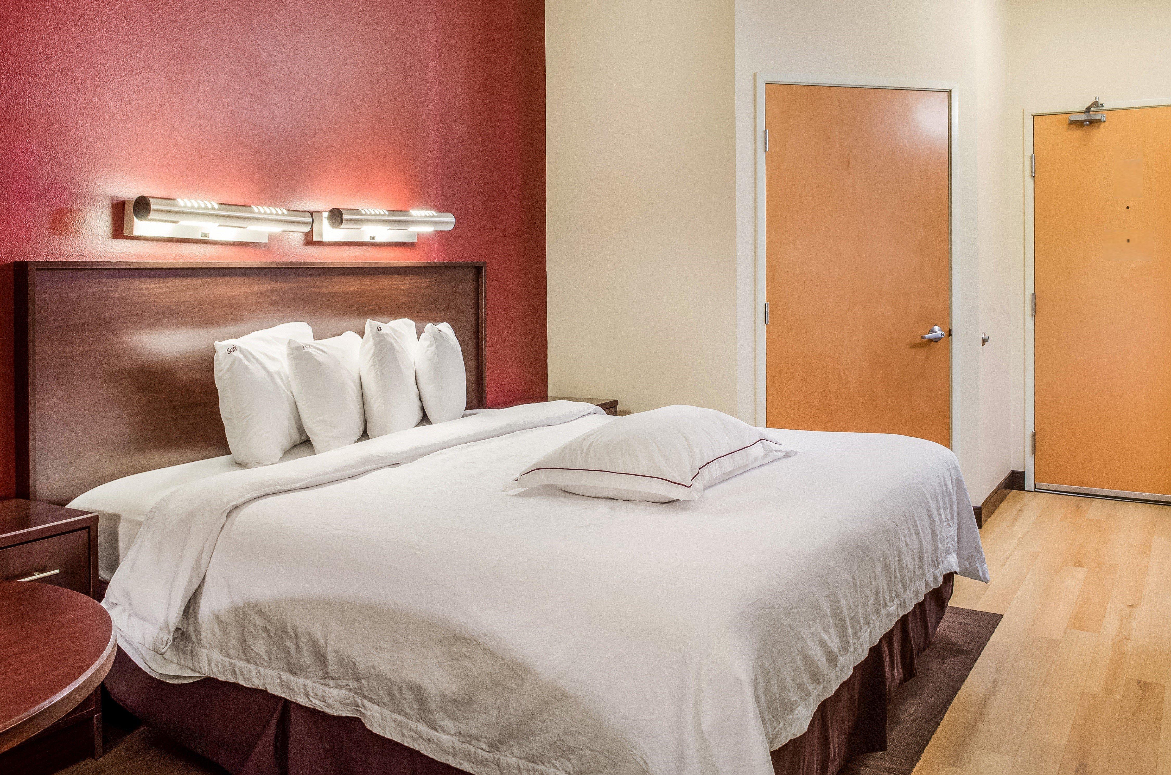 Red Roof Inn Plus+ Boston - Logan Saugus Eksteriør billede