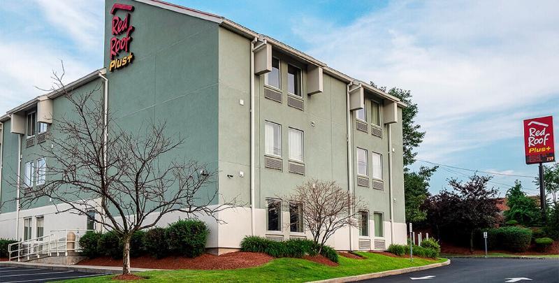 Red Roof Inn Plus+ Boston - Logan Saugus Eksteriør billede